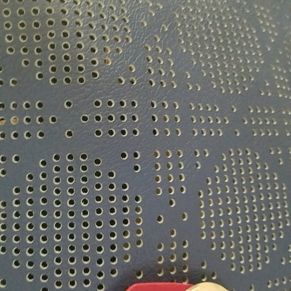 CHRISTIAN DIOR TOTE - Picture 3 of 8